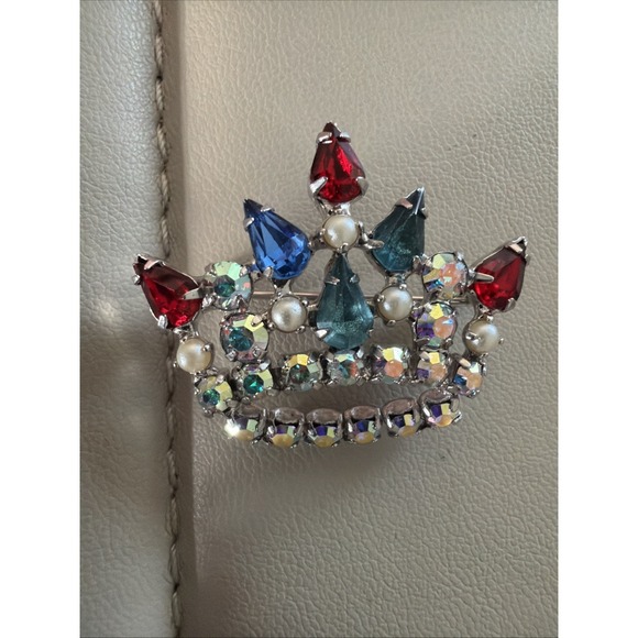Vintage B. David Mother's Crown Multicolored Rhinestone Gold Tone Brooch Pin - Picture 2 of 4